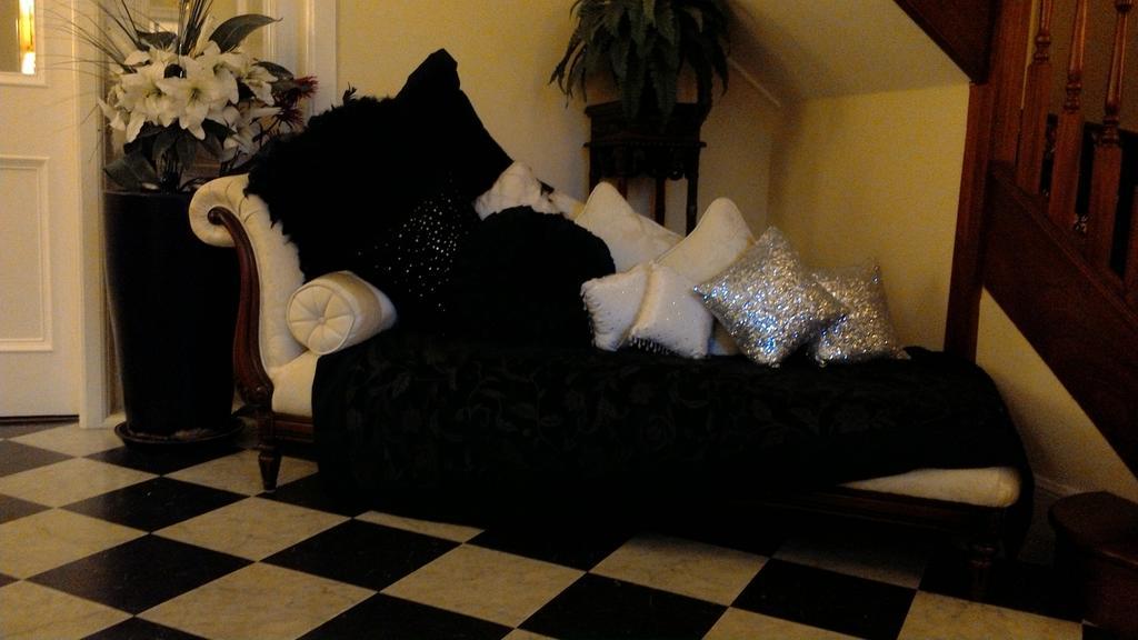 Aaran Lodge Guest House Единбург Екстериор снимка
