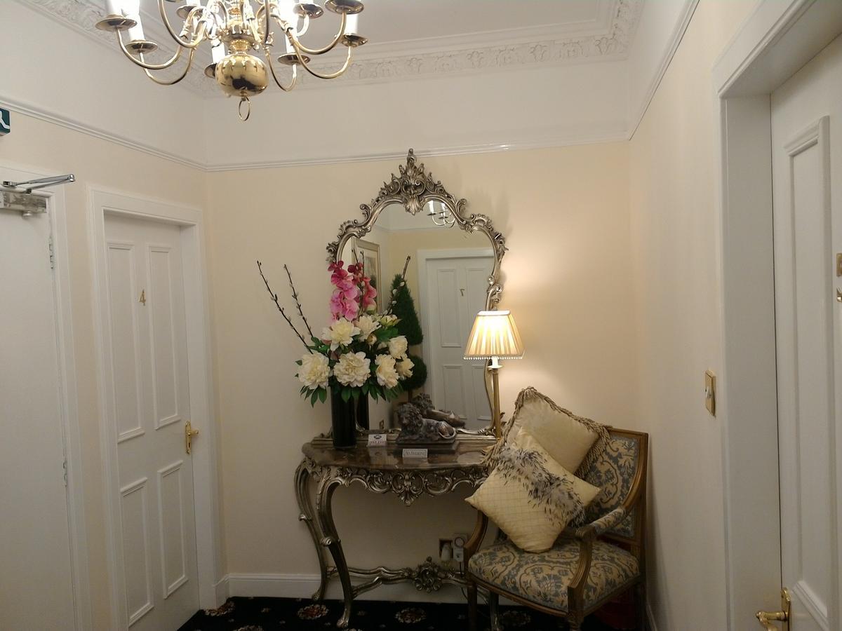 Aaran Lodge Guest House Единбург Екстериор снимка