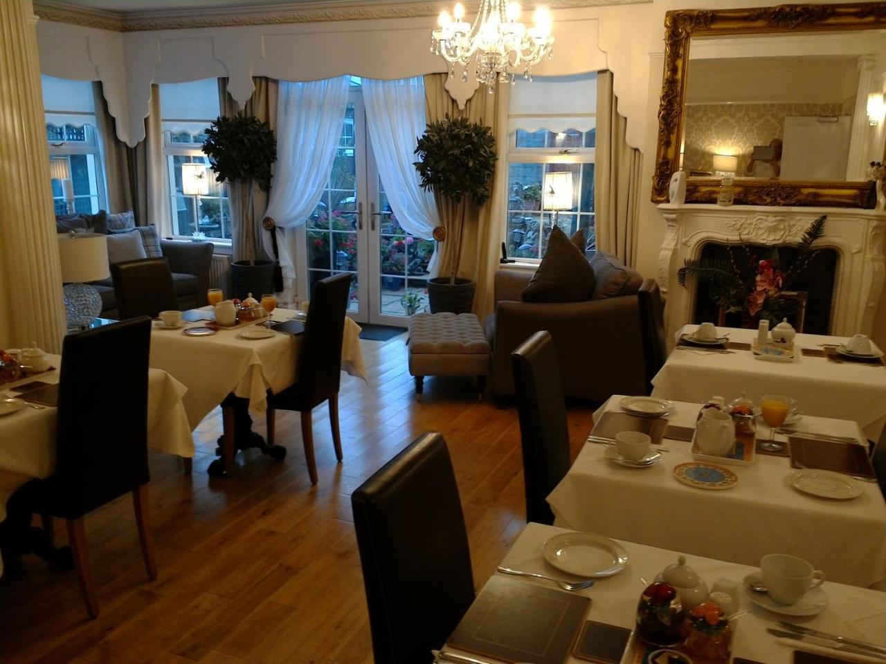 Aaran Lodge Guest House Единбург Екстериор снимка